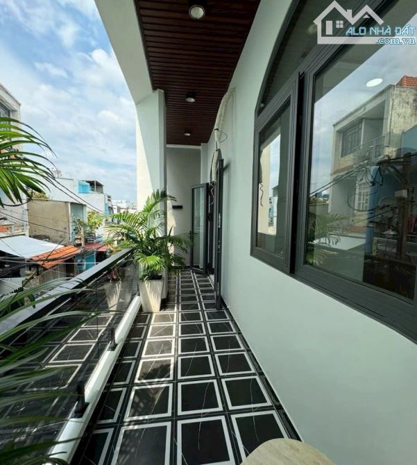 SIÊU PHẨM BÀ HOM Q.6 - 40M2 - 3 TẦNG LUNG LINH CHỈ NHỈNH 5 TỶ TL - 7