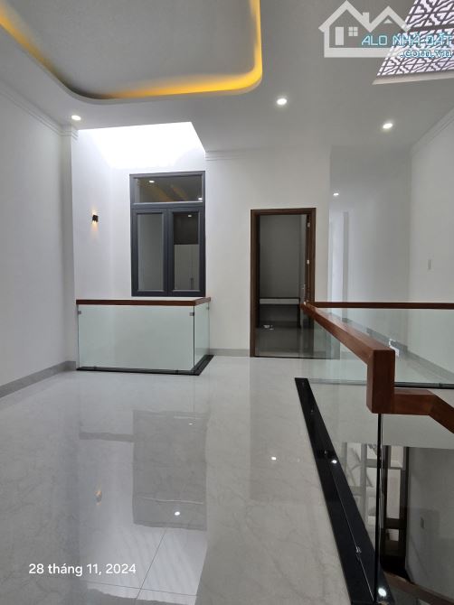 NHÀ MÊ MỚI 100%, HẺM THÔNG NGUYỄN HỮU THẤU ĐỖ NHUẬN,122m²,SÂN Ô TÔ BÁN TẢI,3PN - 7