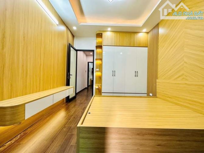 Siêu hiếm. Đại Từ. 42m2. Chỉ 7.95 tỷ. 4 ngủ. Nhà đẹp ở luôn - 8