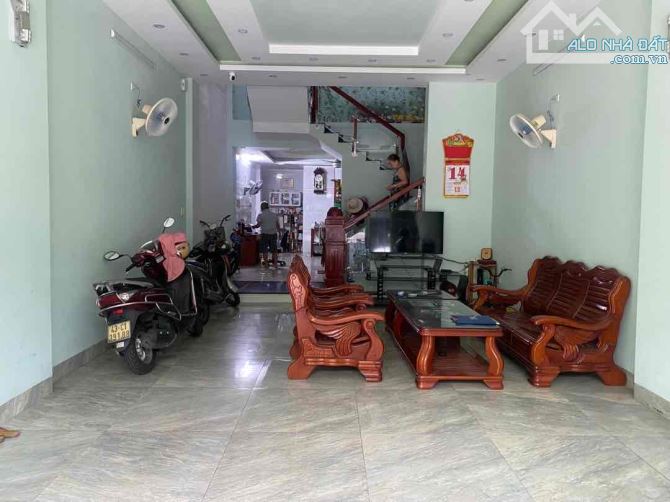 Nhà 4 Tầng - Đường kinh doanh NÚI THÀNH 114m2  - ngay trung tâm Hải Châu Hoà Cường Nam