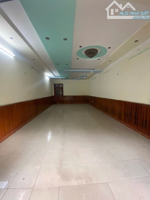 CHO THUÊ NC MT PHAN BỘI CHÂU 250M2