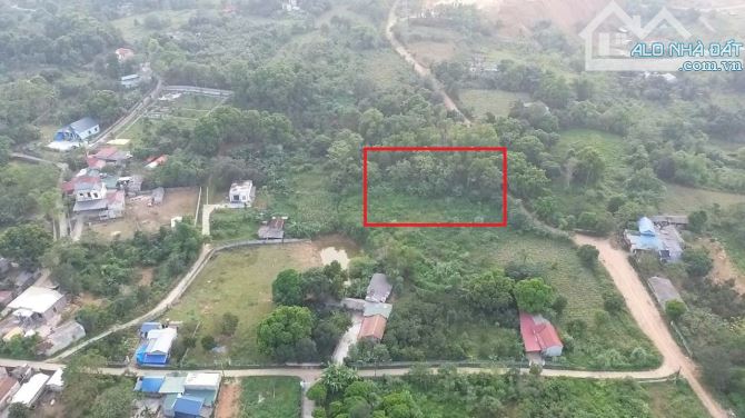 F0! HƠN 1 TRIỆU 1M2! 2.952m2 có 400m2 ont, Đường 2 ô tô, cách trục Liên Xã 100m, Liên Sơn