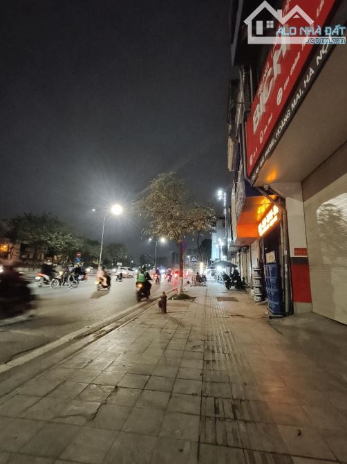 MẶT PHỐ GIẢI PHÓNG - VỈA HÈ ĐÁ BÓNG - SỔ NỞ HẬU 110M2 GIÁ CHÀO 26.6 TỶ CÓ THƯƠNG LƯỢNG