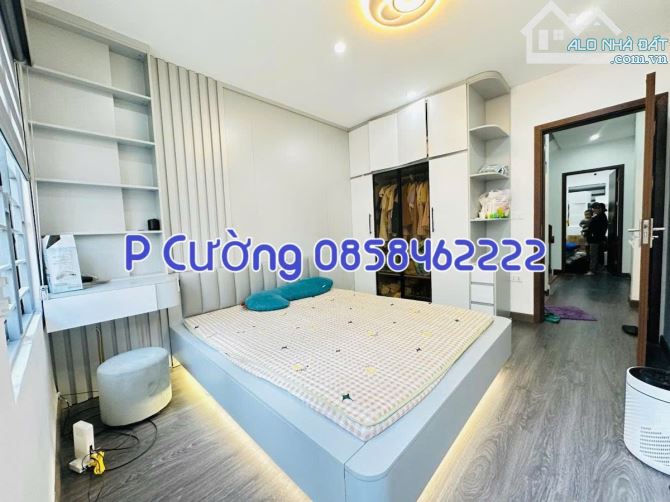 Bán nhà KIM GIANG 5 TẦNG 36m2.MỚI.BỎNG TAY