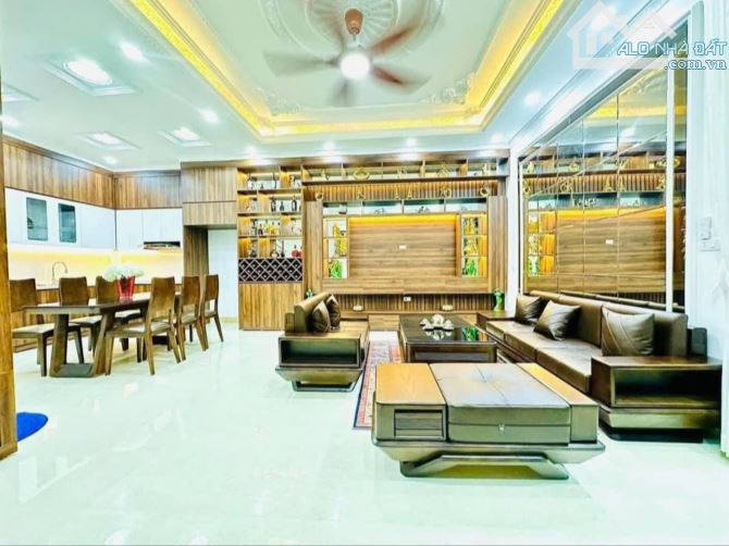 🏠 NHÀ Ô CÁCH, ĐỨC GIANG, LONG BIÊN - 40M² - GIÁ SỐC CHỈ 4.68 🧄💥