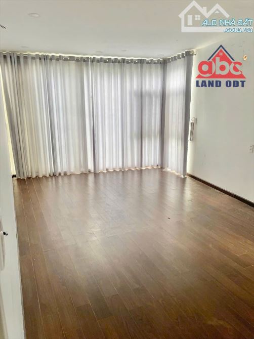 BÁN NHÀ 1T1L P.THỐNG NHẤT NGAY VĂN HOA VILA 81M2 CHỈ 3,6 TỶ