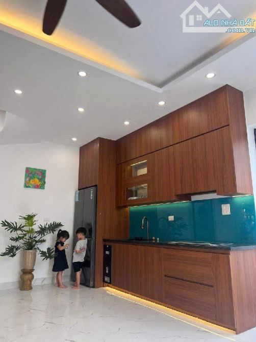 🏡 BÁN NHÀ TÂY MỖ – Ô TÔ ĐỖ CỬA, 5 TẦNG, 40M2, HƠN 6 TỶ 🚗💵