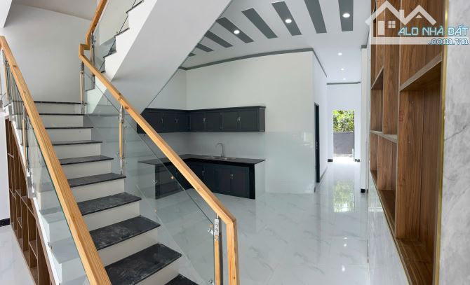 Bán nhà đẹp tại đường Đồng Khởi, 100m2, 4 PN, 2 WC siêu hot - 10