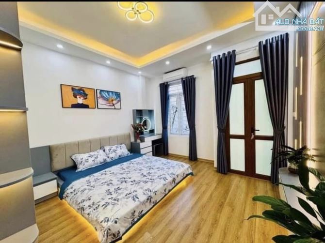 NHÀ ĐẸP TRUNG TÂM THANH TRÌ 70M2, OTO TRONG NHÀ, GẦN ĐƯỜNG XE TẢI, HƠN 6 TỶ - 1