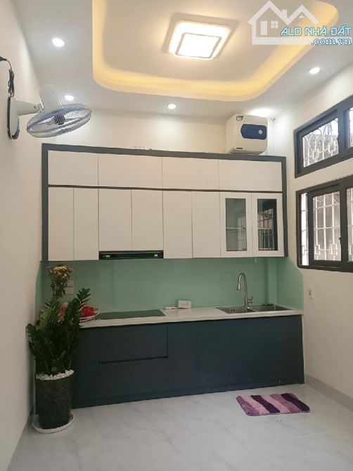 Hiếm - Bán nhà ô tô qua cổng, lô góc mới xây Thanh Xuân - 1