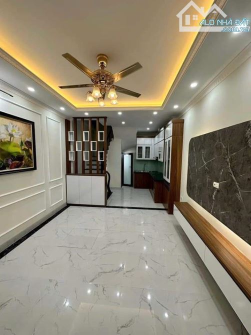 BÁN NHÀ PHỐ YÊN HÒA CẦU GIẤY DT 35M 5 TẦNG 7.2 TỶ NHÀ MỚI NGÕ NÔNG GẦN PHỐ