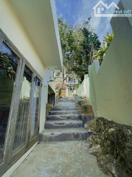 Cần bán căn nhà nhỏ cùng sân vườn to 400m² tại F10, tp Đà Lạt. - 2