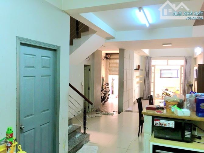 Bán nhà Quận 7, 4 tầng, 121m2 (ngang hiếm 6.5mx19), Hẻm xe hơi Huỳnh Tấn Phát, chỉ 9.3 tỷ - 2