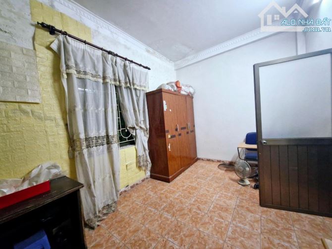 Bán Nhà 3T Mặt Phố Đức Giang DT 110m2 MT 5,2m Cho Thuê Kinh Doanh 20tr/tháng, 2 Thoáng - 2
