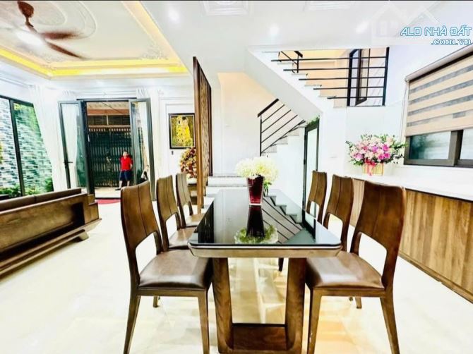 🏠 NHÀ Ô CÁCH, ĐỨC GIANG, LONG BIÊN - 40M² - GIÁ SỐC CHỈ 4.68 🧄💥 - 2