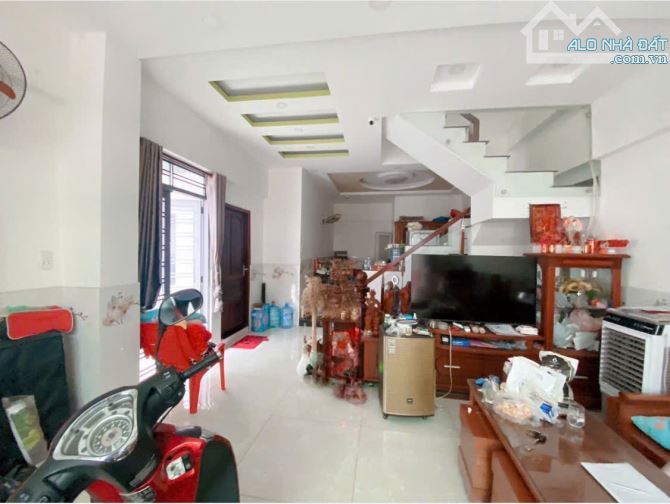 Nhà HXH Quang trung 75m2 3 tầng chỉ hơn 5.5 tỷ Gần ngã 5 Nguyễn Oanh, Nguyễn Kiệm. - 1