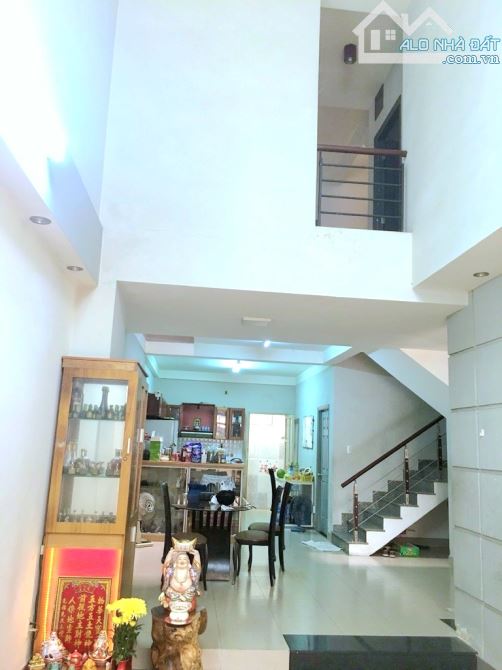 Bán nhà Quận 7, 4 tầng, 121m2 (ngang hiếm 6.5mx19), Hẻm xe hơi Huỳnh Tấn Phát, chỉ 9.3 tỷ - 3