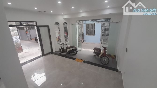 CẦN BÁN NHÀ ĐƯỜNG TRẦN NGUYÊN HÃN - LÊ CHÂN, HẢI PHÒNG - GIÁ CHỈ 3,7 TỶ, 62m2 - 3