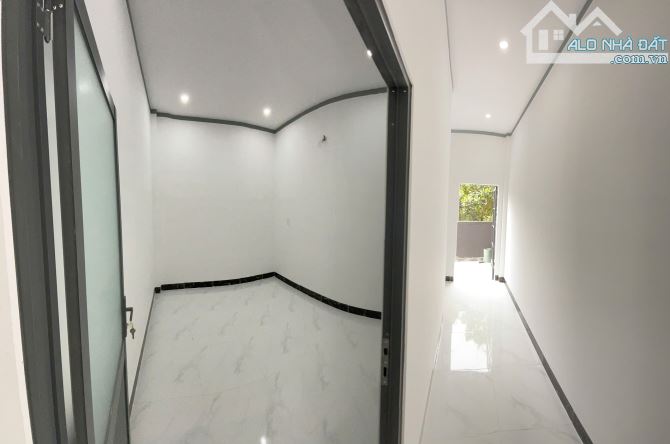 Bán nhà đẹp tại đường Đồng Khởi, 100m2, 4 PN, 2 WC siêu hot - 3
