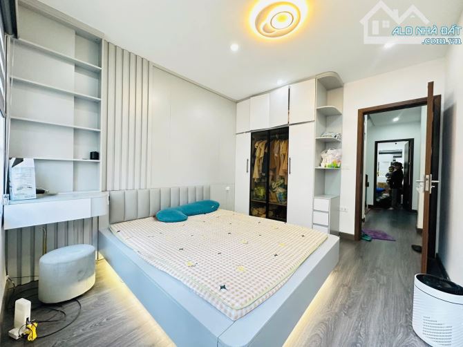 NHÀ ĐẸP CẠNH KĐT ĐẠI KIM - KIM GIANG - 36M2 - 5 TẦNG - HƠN 7 TỶ - FULL NỘI THẤT - SỔ ĐẸP - 3