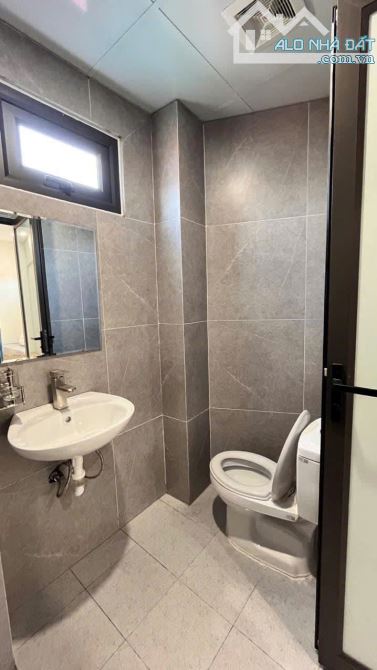 (Đỉnh nóc) Tòa CHDV tại Thụy Khuê, 70m2*7.5T, MT 6.2M, 19 phòng KK, đủ PCCC, lãi 8%/năm - 3