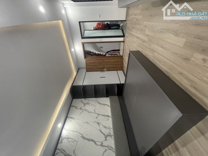 Bán nhà Tân Mai , ngõ thông , ô tô đỗ gần , dt 52M x 5 tầng x 7,2 tỷ - 4