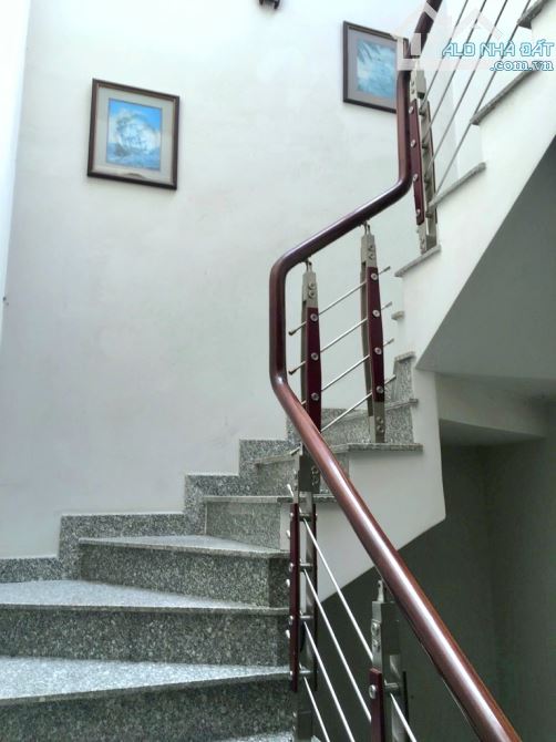 Bán nhà Quận 7, 4 tầng, 121m2 (ngang hiếm 6.5mx19), Hẻm xe hơi Huỳnh Tấn Phát, chỉ 9.3 tỷ - 4
