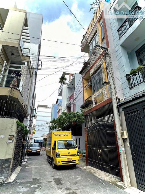 Nhà 1Trệt 2lầu BTCT, ở vị trí đẹp,  đường Kha Vạn Cân, P. Linh Trung . giá 7,5 - 4