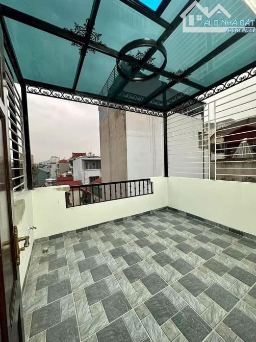 BÁN NHÀ PHỐ YÊN HÒA CẦU GIẤY DT 35M 5 TẦNG 7.2 TỶ NHÀ MỚI NGÕ NÔNG GẦN PHỐ