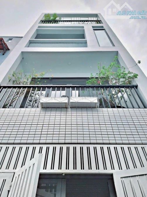 NGỘP! Bán nhanh căn nhà Tô Hiến Thành,quận 10,HCM.32m2,giá chốt 2ỷ500triệu