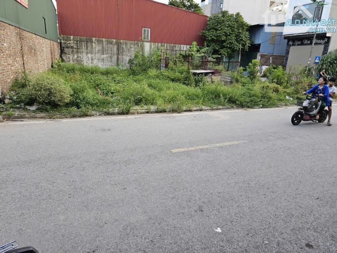 C, C,c bán lô đất phân lô siêu rẻ  Phú Điền Hương Mạc Từ Sơn Dt80m2 - 5m - 2 tỷ xx