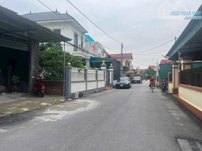 100m mặt tiền rộng 6m trục chính Kinh Doanh đường apphan tại Liên Nghĩa, xã Văn Giang mới - 1