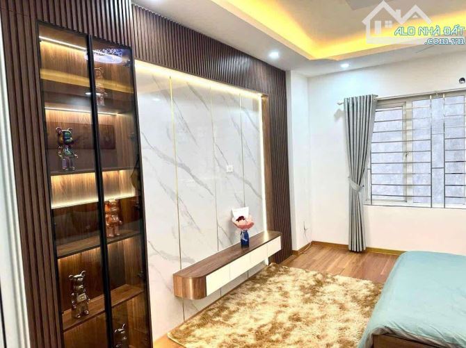 Ngũ Nhạc - Hoàng Mai 30m x 4 tầng, mặt tiền 3.9m, giá 4.95 tỷ thương lượng - 1