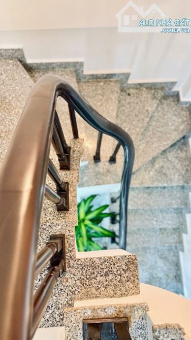 Nhà Giáp Nhị thông ra  Trương Định và Bờ Sông Sét. - 1