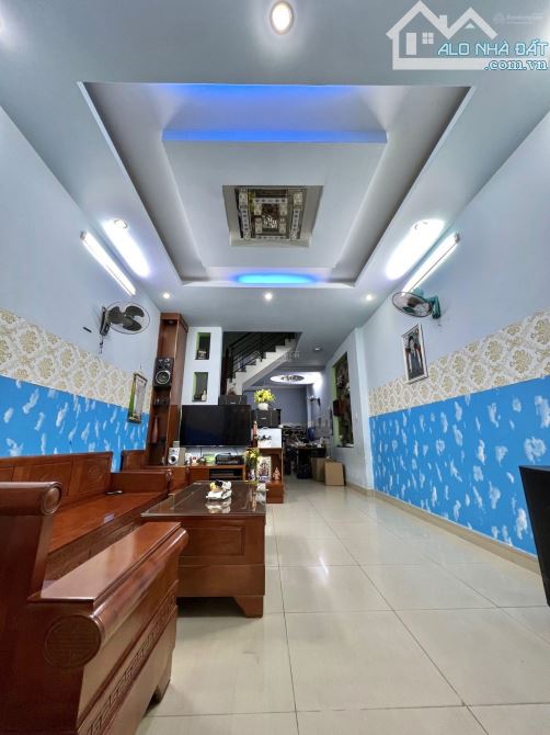 Mới gửi bán - hẻm nhựa Nguyễn Sơn - trệt 2 lầu - chủ tự xây - 4x14,5m - 4PN - Gấp Bán - 1