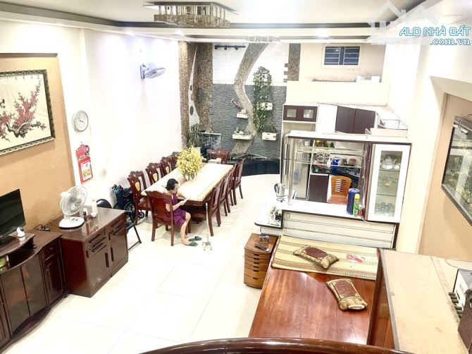 Gần mặt tiền Ung Văn Khiêm - 5,3m x 24m - 4 tầng, full nội thất - Nhỉnh 17 tỷ - 1