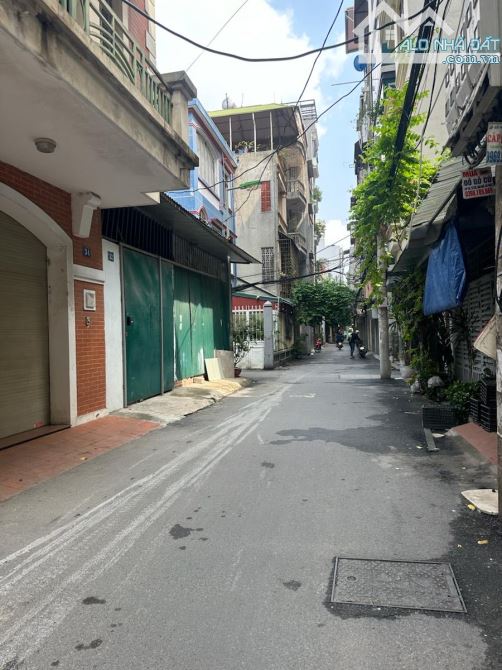 Bán gấp nhà ngõ 34 Hoàng Cầu, ô tô vào nhà kinh doanh, 57m, 13.4 Tỷ - 2