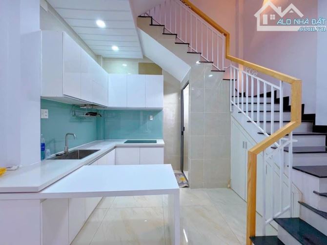 NGỘP! Bán nhanh căn nhà Tô Hiến Thành,quận 10,HCM.32m2,giá chốt 2ỷ500triệu - 2