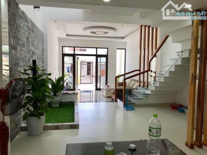 🏘 Bán Nhà 3 Tầng Đường Nguyễn Xuân Khoát Gần Phạm Văn Đồng & Dương Đình Nghệ .  💐💐 - 2