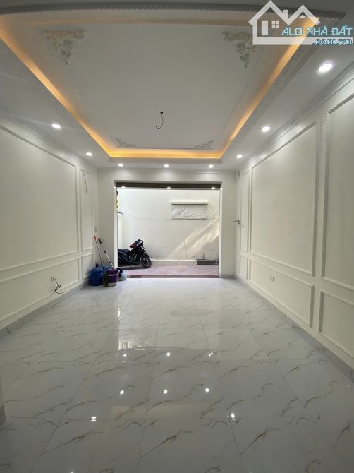 Nhà đẹp Xuân Phương xây 5 Tầng, 3P Ngủ, 50m ô tô đỗ giá 4.8 tỷ - 2