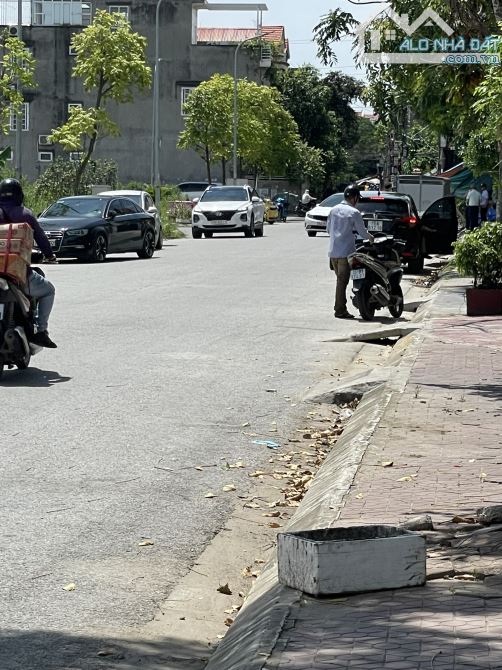 Duy nhất 75m2 giá chỉ 2,5 tỷ mặt vườn hoa tại khu phân lô đống chuối, Hùng Vương, - 3
