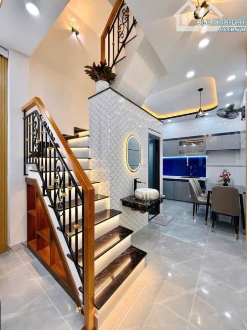 Bán nhà Mới Quang Trung Gò Vấp, 3 tầng, 50M2, chỉ 5.8 tỷ - 3