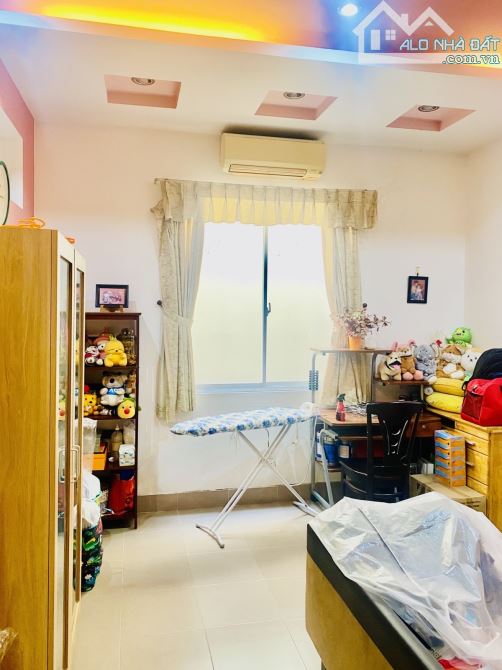 TRƯƠNG CÔNG ĐỊNH P14 TÂN BÌNH - HẺM XE HƠI - DT 4m x 20m - 5 TẦNG - CHỈ 11.6 TỶ - 4