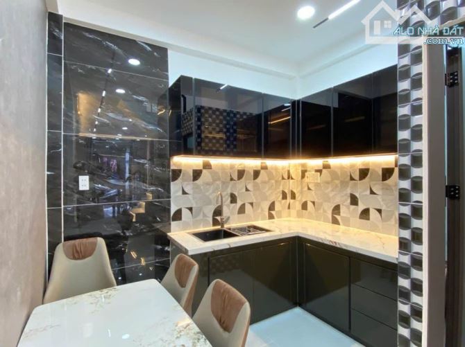 Hàng ngộp! Nhà sát MT Nguyễn Văn Đậu 48m2 Giá 3tỷ188 ,Hẻm ba gác, SHR - 5