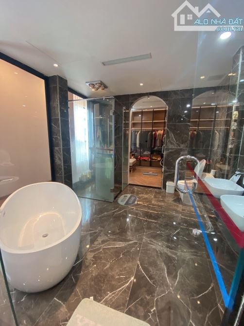 CẦN BÁN TÒA NHÀ PHỐLÝ NAM ĐẾ 32 TỶ @@@@@ - 6