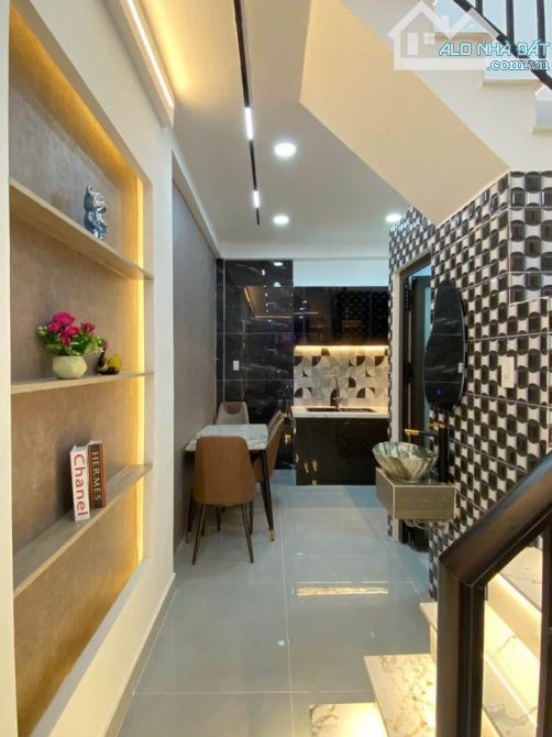 Hàng ngộp! Nhà sát MT Nguyễn Văn Đậu 48m2 Giá 3tỷ188 ,Hẻm ba gác, SHR - 6