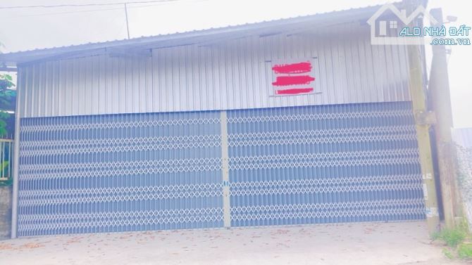 Cho thuê  350 m2 kho và đất mặt tiền Võ Văn Kiệt 12 triệu