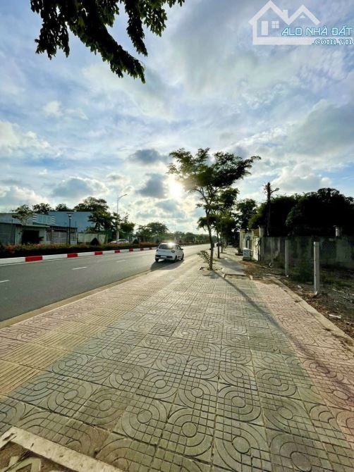 ‼️1000m2-400tc P.Long Toàn Tp Bà Rịa đất đẹp như tranh vẽ giá 17tr/m2