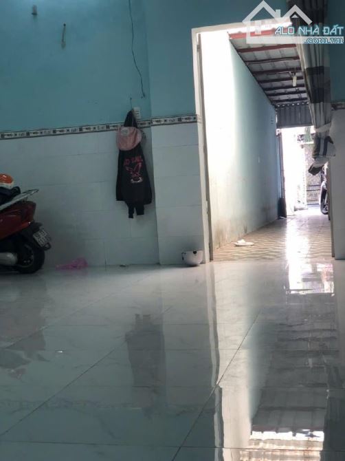 Bán đất tặng nhà cấp 4, hẻm xe hơi, 126m2, nở hậu 6m, đường Phan Huy Ích, Gò Vấp.