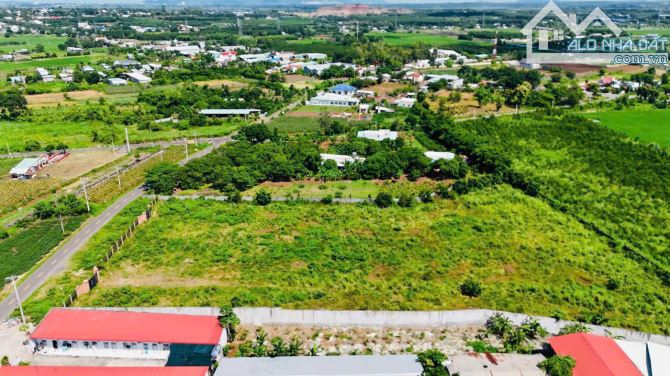 1 MẪU ĐẤT ĐẸP SIÊU HIẾM TRUNG TÂM ĐẤT ĐỎ, THỔ CƯ KHỦNG, CÁCH QUỐC LỘ 55 CHỈ 300M